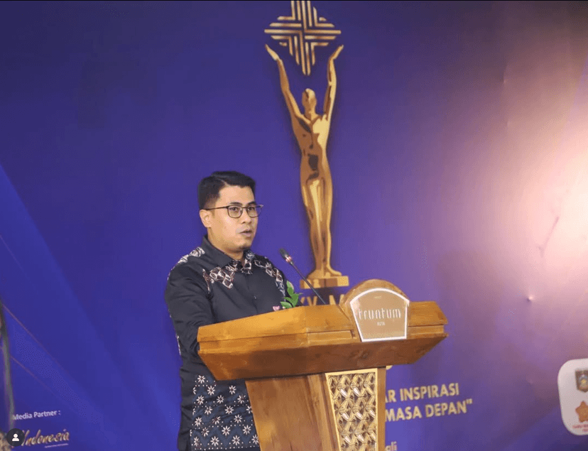 Direktur Utama PDAM Lombok Tengah Kembali Meraih BUMD Award 2025